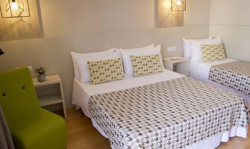 Triple rooms ALEGRIA Plaza Paris Lloret de mar Triple rooms ALEGRIA Plaza Paris Lloret de mar