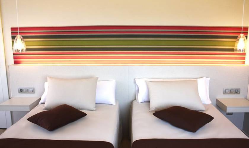 Superior duplex ALEGRIA Plaza Paris Lloret de mar Superior duplex ALEGRIA Plaza Paris Lloret de mar