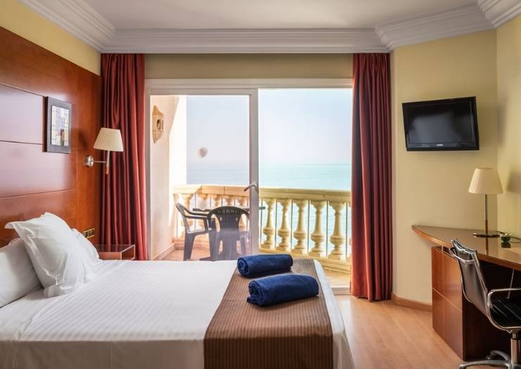 Doble superior vista mar Hotel Portomagno Aguadulce