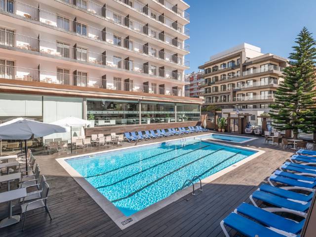 Outdoor swimming pool ALEGRIA Mariner Lloret de mar Outdoor swimming pool ALEGRIA Mariner Lloret de mar