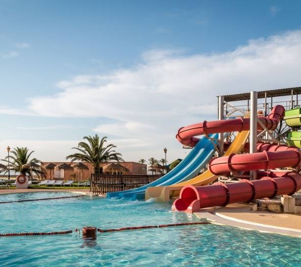 Swimming pool with slides Colonial Mar Hotel Roquetas de Mar