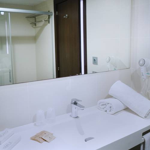 Baño  ALEGRIA Mariner Lloret de mar