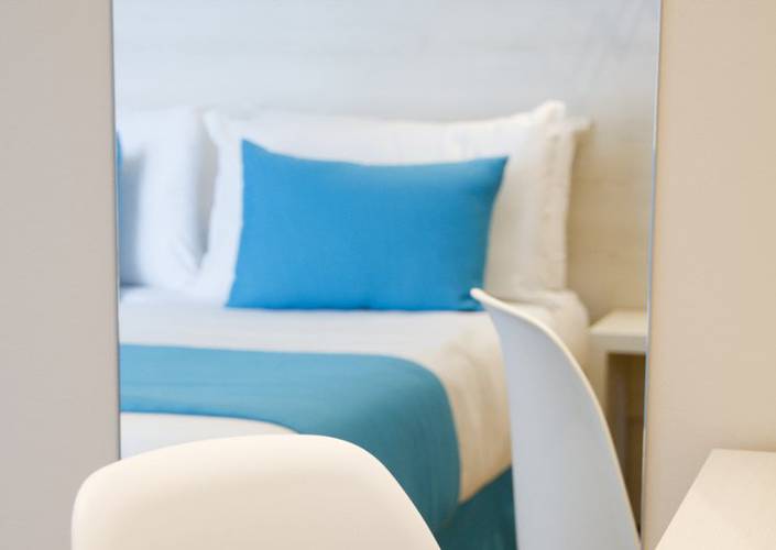 Standard pool / sea view triple rooms ALEGRIA Maripins Malgrat de Mar Standard pool / sea view triple rooms ALEGRIA Maripins Malgrat de Mar
