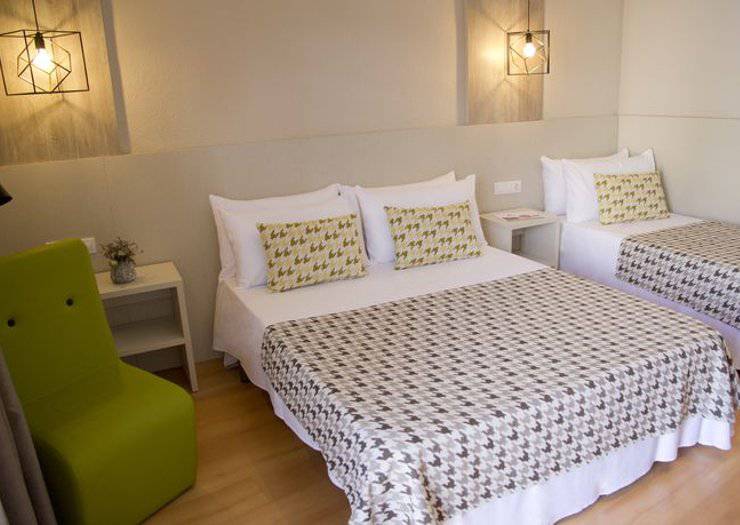 Pool view ALEGRIA Plaza Paris Lloret de mar Pool view ALEGRIA Plaza Paris Lloret de mar