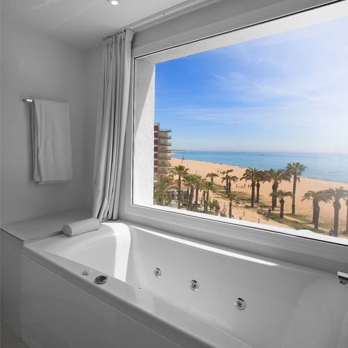 Junior suite ALEGRIA Mar Mediterrania  Santa Susanna