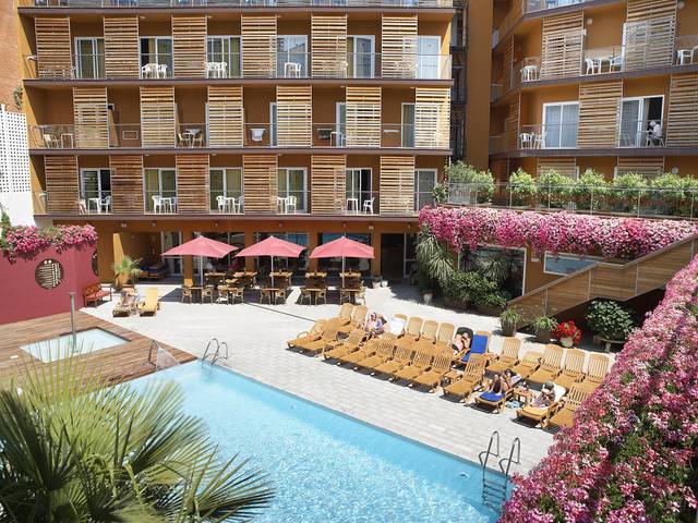 Swimming pool ALEGRIA Plaza Paris Lloret de mar Swimming pool ALEGRIA Plaza Paris Lloret de mar