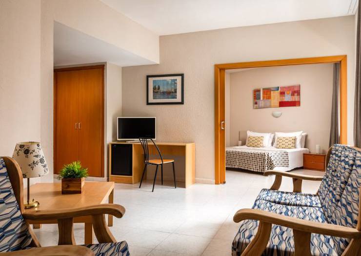 Junior suite ALEGRIA Plaza Paris Lloret de mar Junior suite ALEGRIA Plaza Paris Lloret de mar