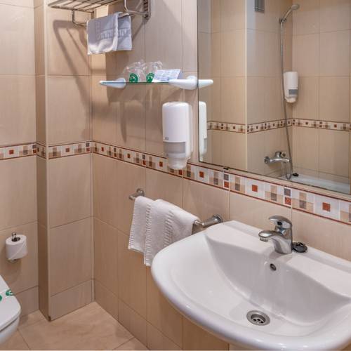 Bathroom Hotel Moremar by ALEGRIA Lloret de mar