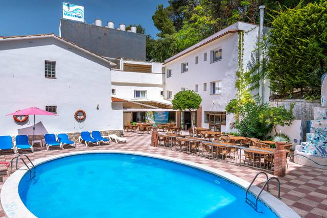 Swimming pool Hotel Moremar by ALEGRIA Lloret de mar