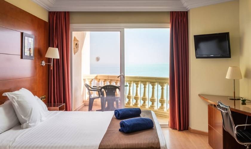 Doble superior vista mar Hotel Portomagno Aguadulce