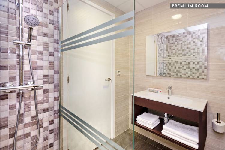 Family room (2+2) Hotel Cartago Nova by Alegria Malgrat de Mar Family room (2+2) Hotel Cartago Nova by Alegria Malgrat de Mar