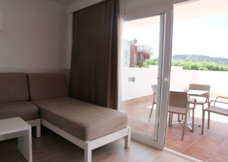 Apartamento 1 dormitorio con terraza apartamentos inn by alegria calviá Apartamento 1 dormitorio con terraza apartamentos inn by alegria calviá