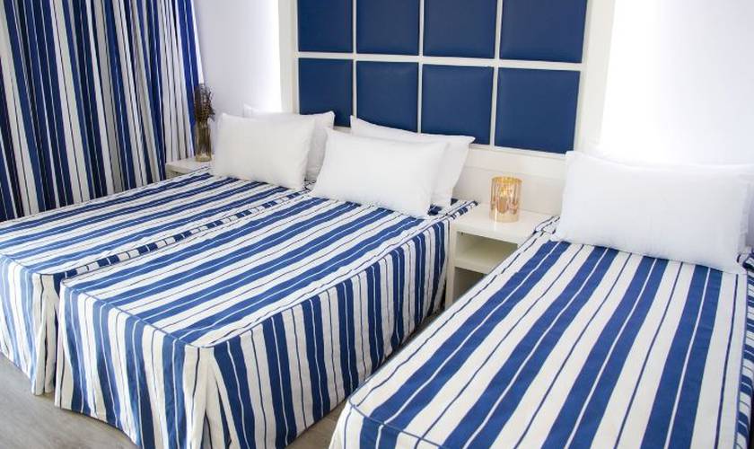 Habitación doble mas cama supletoria (2-1) ALEGRIA Sun Village Lloret de mar Habitación doble mas cama supletoria (2-1) ALEGRIA Sun Village Lloret de mar