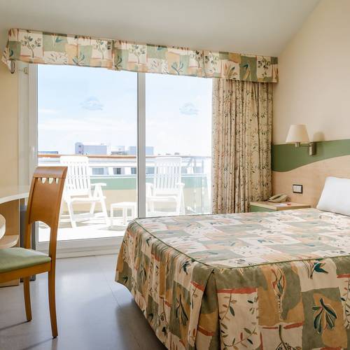 Standard room  ALEGRIA Caprici Verd Santa Susanna