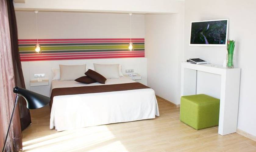 Superior duplex ALEGRIA Plaza Paris Lloret de mar Superior duplex ALEGRIA Plaza Paris Lloret de mar