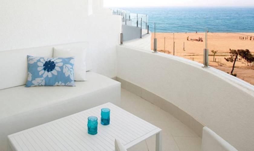 North view triple rooms ALEGRIA Mar Mediterrania Santa Susanna North view triple rooms ALEGRIA Mar Mediterrania Santa Susanna