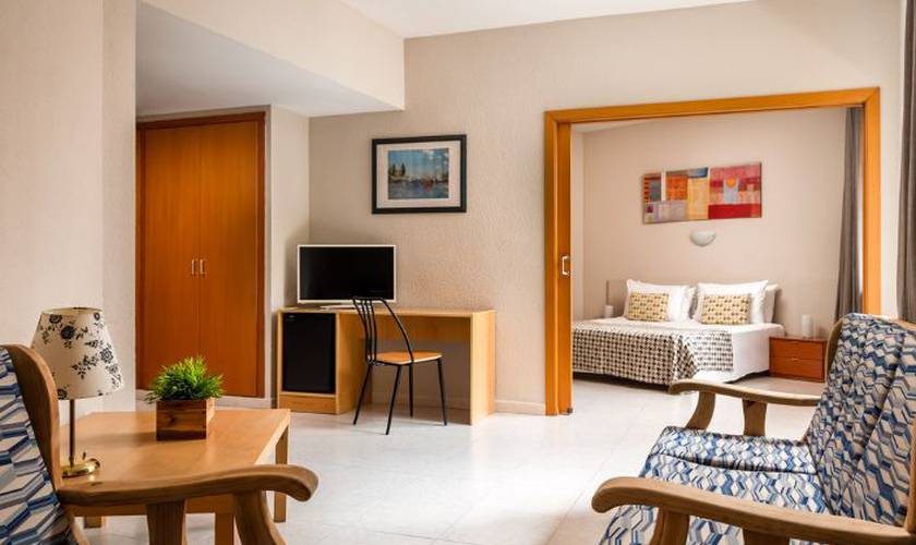 Junior suite ALEGRIA Plaza Paris Lloret de mar Junior suite ALEGRIA Plaza Paris Lloret de mar