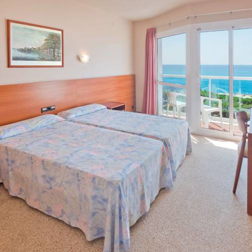 Bedroom Hotel Cartago Nova by Alegria Malgrat de Mar