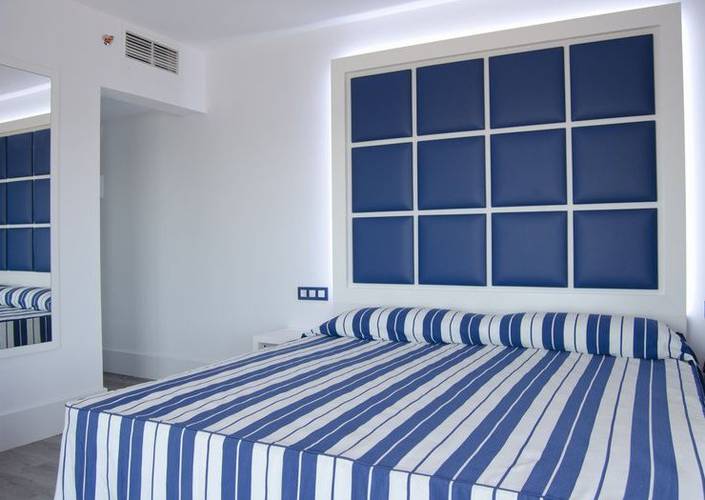 Quadruple room alegria sun village lloret de mar Quadruple room alegria sun village lloret de mar