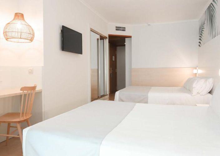 Dui ALEGRIA Florida Park Santa Susanna Dui ALEGRIA Florida Park Santa Susanna