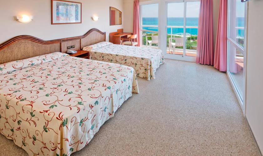 Family Room (4+0) ALEGRIA Cartago Nova Malgrat de Mar Family Room (4+0) ALEGRIA Cartago Nova Malgrat de Mar