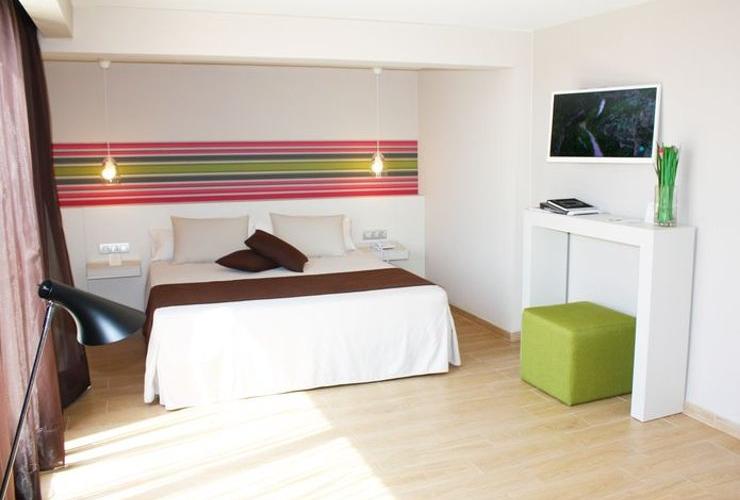 SUPERIOR DUPLEX ALEGRIA Plaza Paris  Lloret de Mar SUPERIOR DUPLEX ALEGRIA Plaza Paris  Lloret de Mar