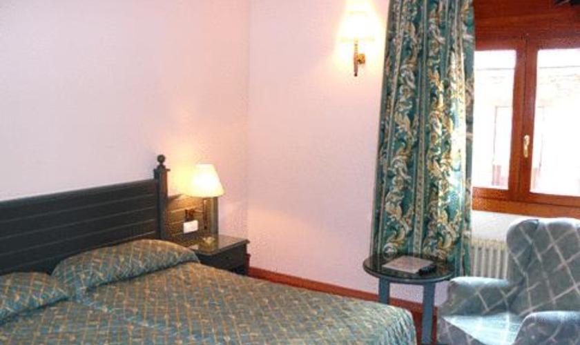 Habitación Triple (3pax) Hotel Sant Jordi by ALEGRIA Andorra La Vella Habitación Triple (3pax) Hotel Sant Jordi by ALEGRIA Andorra La Vella