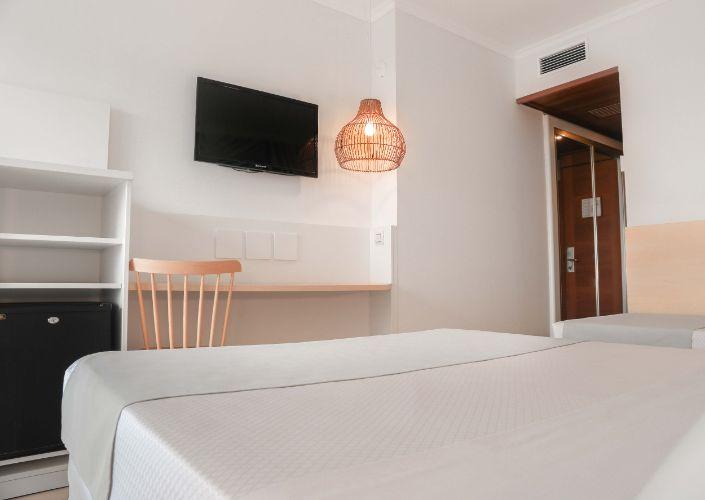 Triple ALEGRIA Florida Park Santa Susanna Triple ALEGRIA Florida Park Santa Susanna